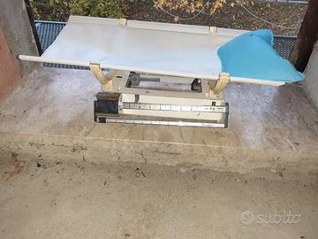 Bilancia per neonati