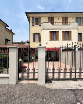 3 LOCALI A ORZINUOVI