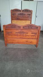 letto in legno antico