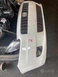 Paraurti anteriore Fiat grande punto