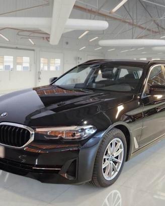 BMW 518D 48V TOURING BUSINESS