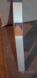 Maniglia infisso in alluminio
