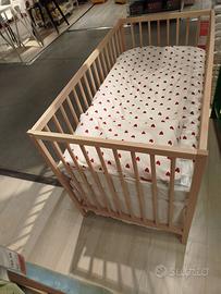 Lettino e seggiolone per bambini