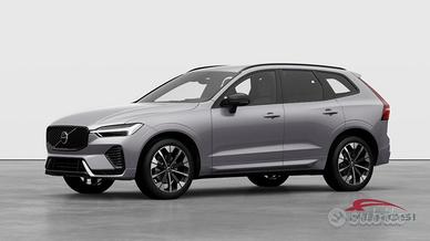 VOLVO XC60 B5 AWD Mild hybrid Benzina Plus Dark