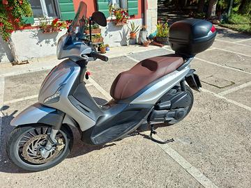 Beverly 300S ie abs-asr
