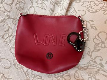 Pochette bordeaux Desigual con portachiavi