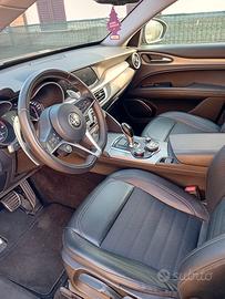 Alfa stelvio 2018 exgutive q4 190cv 84000km
