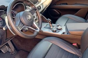 Alfa stelvio 2018 exgutive q4 190cv 84000km