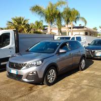 Peugeot 3008 BlueHDi 130 S&S Business