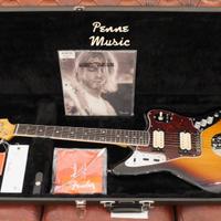 Fender Kurt Cobain Jaguar 3-Color Sunburst