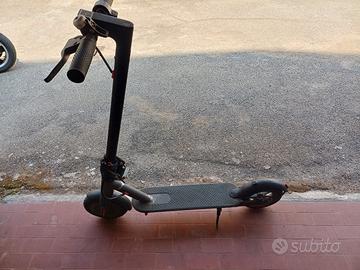 monopattino elettrico di fabbricazione italiana