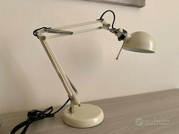 Lampada da scrivania