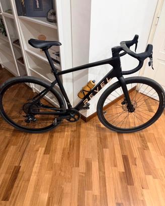 REVEL Race SL