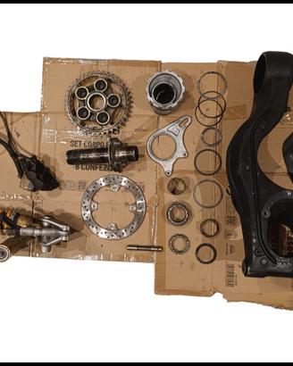 Ricambi originali MV AGUSTA Brutale 750 2004 