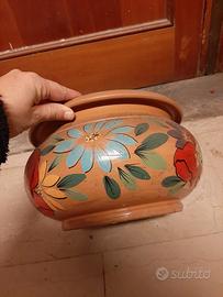 Vaso in ceramica fatto a mano 