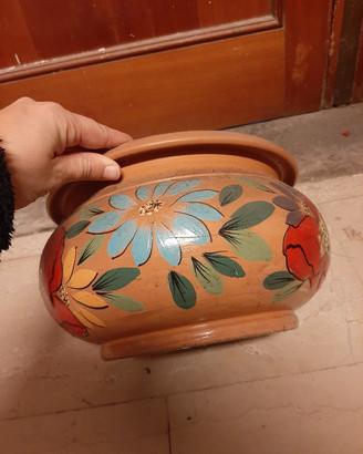 Vaso in ceramica fatto a mano 