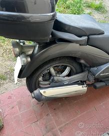 Aprilia scarabeo 250