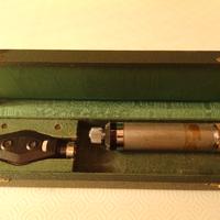 Oftalmoscopio vintage Luneau