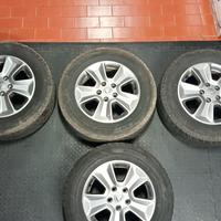 4 RUOTE COMPLETE DACIA DUSTER 