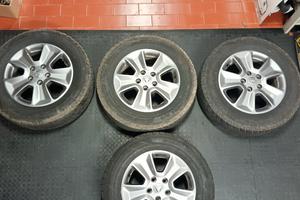 4 RUOTE COMPLETE DACIA DUSTER 