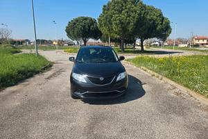 Lancia Ypsilon 1.3 Mjt 95 CV (2017) – Unico Propr.