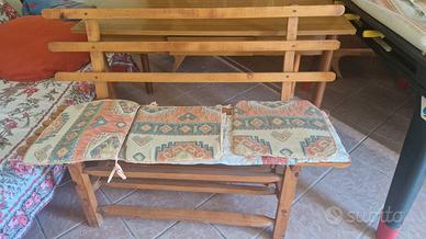 Tavolo e 2 panche in legno buono stato