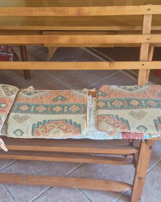 Tavolo e 2 panche in legno buono stato