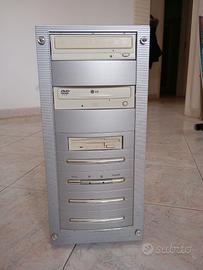 Case PC con componenti