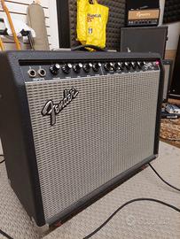 Fender Stage 100