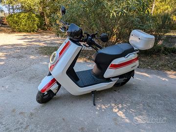 Niu NQI GTS Bianco