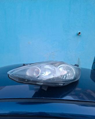 Faro Lato Guida Ford Fiesta VI serie dal 2008 al 2