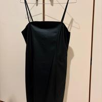 Vestito corto nero in finta pelle