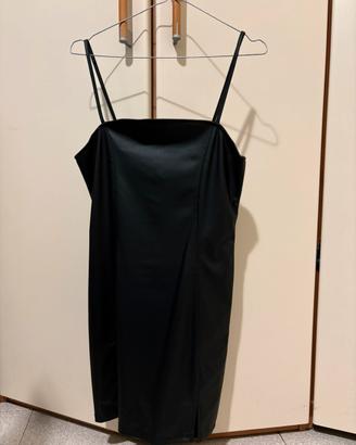Vestito corto nero in finta pelle