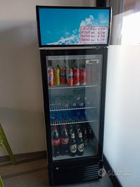 frigorifero vetrina bibite