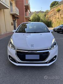 Peugeot 208 - Unico proprietario
