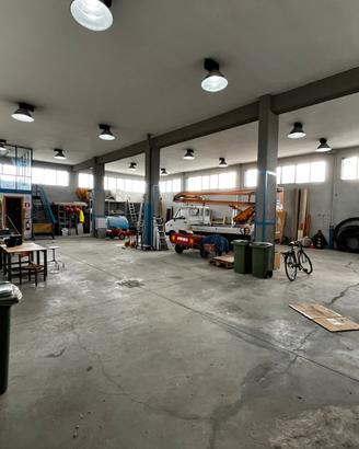 Capannone Industriale