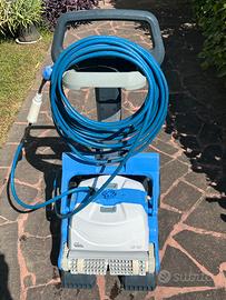 ROBOT PER PULIZIA PISCINA DOLPHIN SF 60