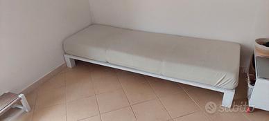 Sofà/futon autocostruito