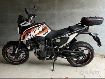 KTM Duke 690 2016