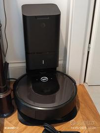 iRobot i7 autosvuotante + completo di colonna