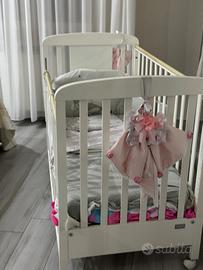 Culla con materasso cuscino paracolpi lenzuola