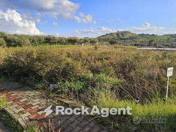 TERRENO EDIFICATORIO