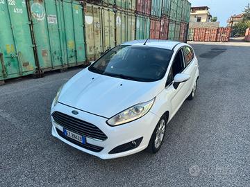Ford Fiesta 1.5 TDCi 75CV 5 porte Titanium