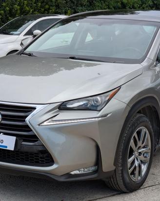 LEXUS NX 300h 2.5FULL HYBRID 4WD CVT 243cv(155cv
