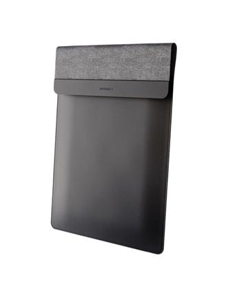 Custodia MacBook Laptop with Wireless Charging