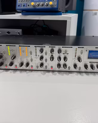 Focusrite Voice Pro Platinum (Processore per Voce)