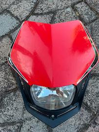 Porta faro v face