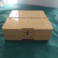 schedario Resisto vintage.