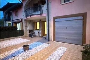 Immobile in asta di 152 m² con 3 locali e box auto
