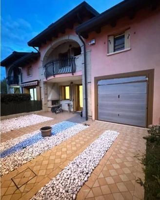 Immobile in asta di 152 m² con 3 locali e box auto